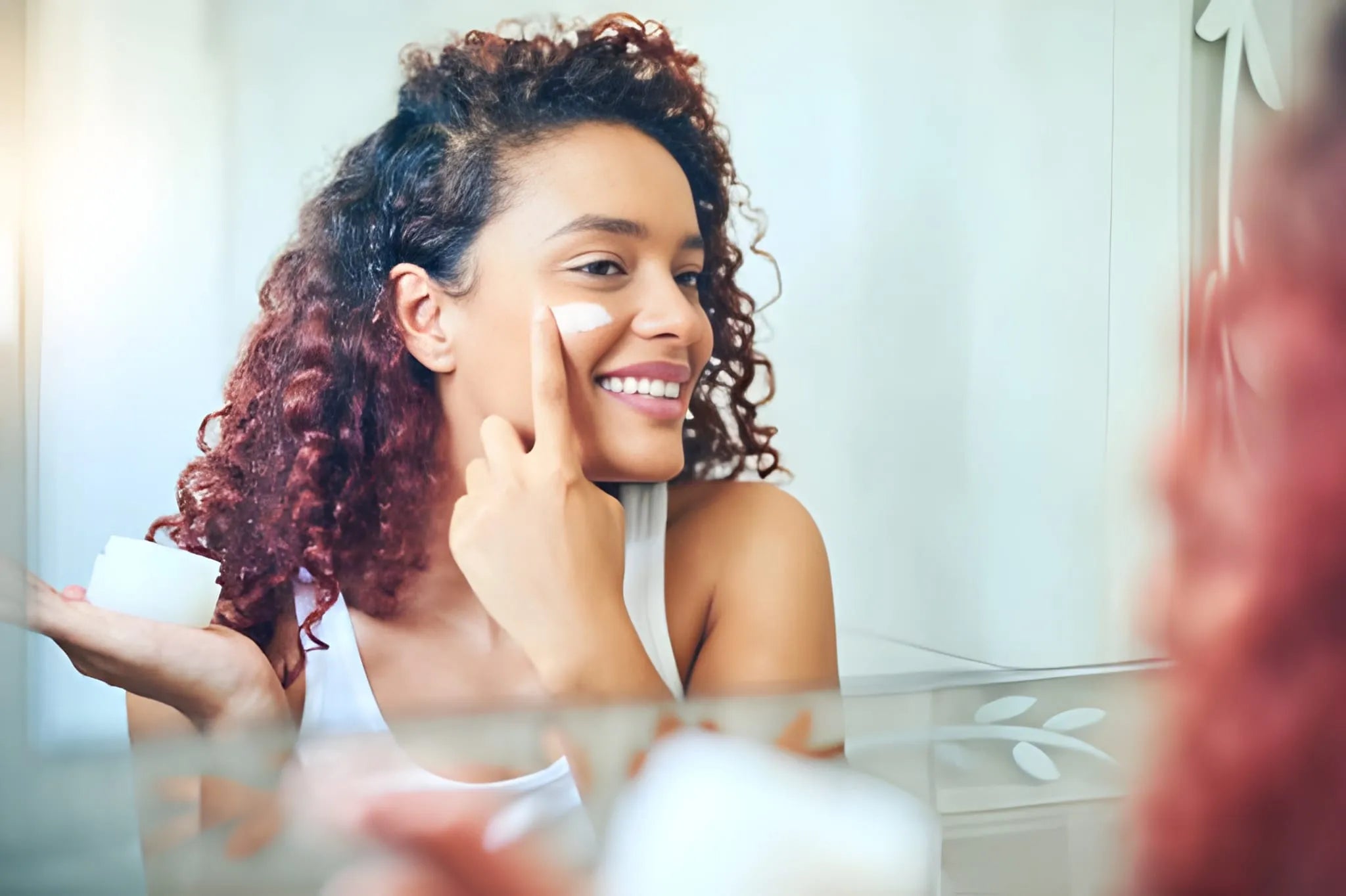 Travel Friendly Skincare Hacks for Glowing Skin on the Go